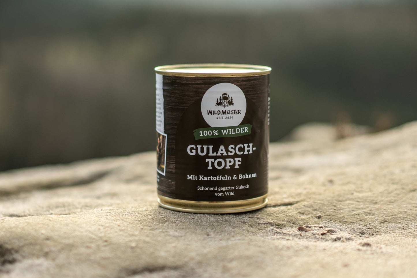 Wilder Gulaschtopf mit Kartoffeln und Bohnen