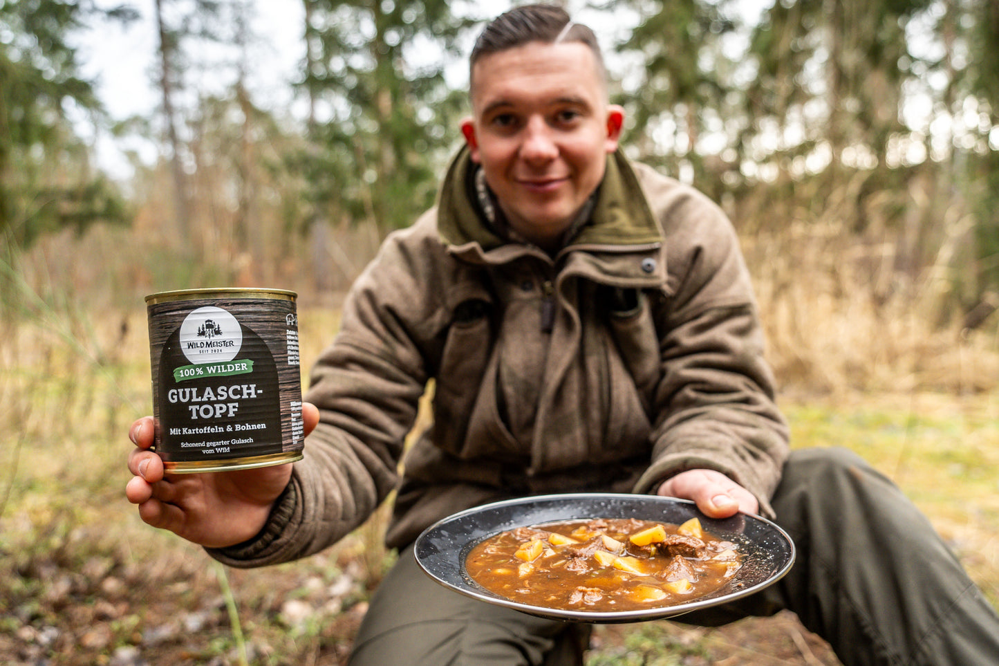 Wilder Gulaschtopf mit Kartoffeln und Bohnen